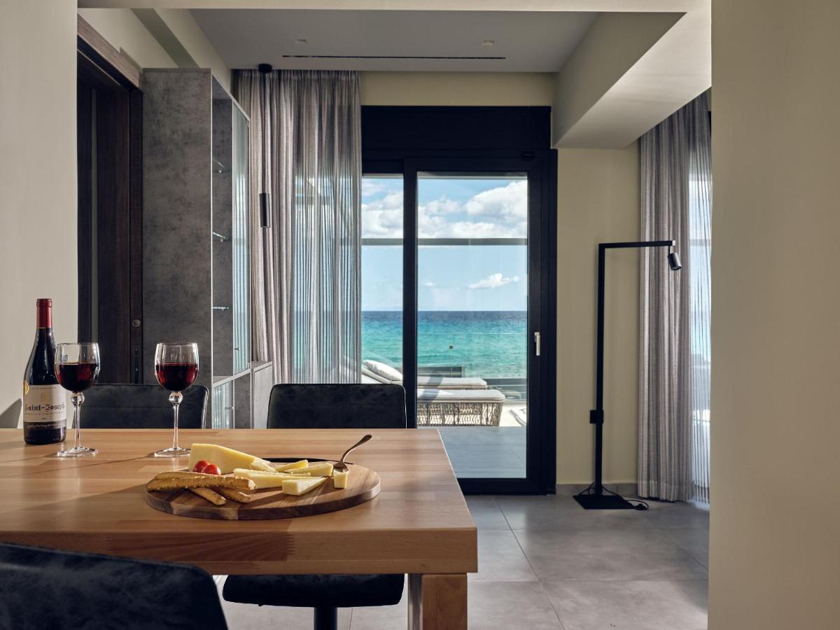 אליקאנאס Blue View Villa - Coastal Elegance With Swim Spa, By Zantewize מראה חיצוני תמונה
