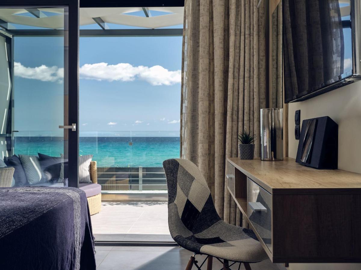 אליקאנאס Blue View Villa - Coastal Elegance With Swim Spa, By Zantewize מראה חיצוני תמונה