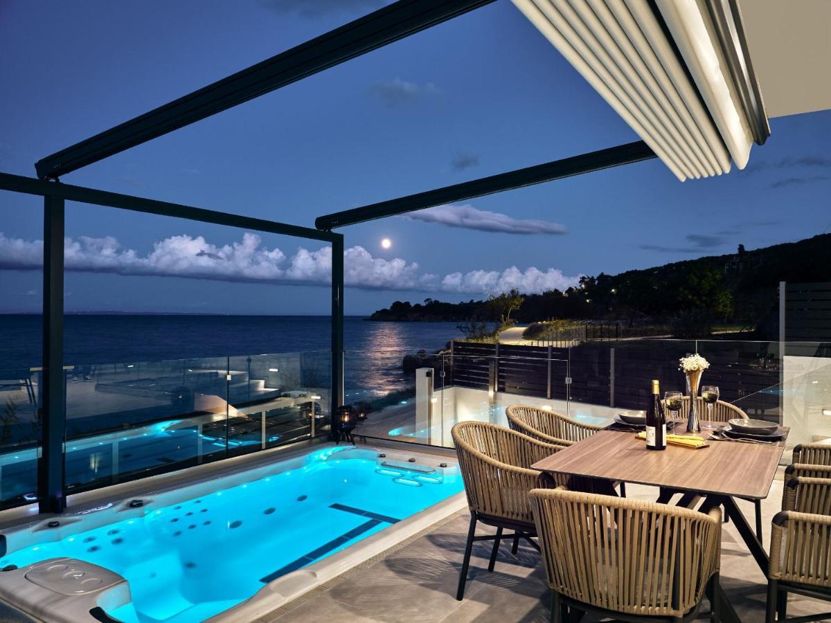 אליקאנאס Blue View Villa - Coastal Elegance With Swim Spa, By Zantewize מראה חיצוני תמונה